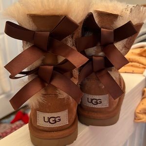 Ugg toddler boots